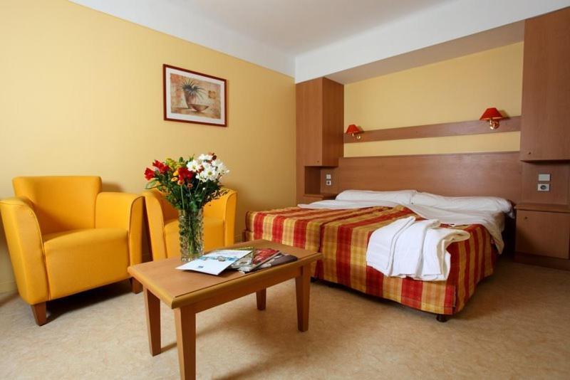 Residence L'Oliveraie Menton Bilik gambar